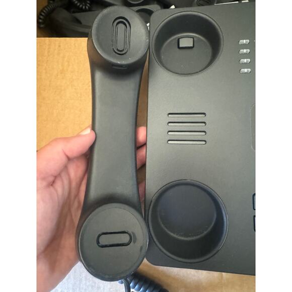 LOT of 5 Avaya 9611G 8-Line 24-Button VoIP Gigabit Display Desk Phone w/ Stands - Picture 7 of 8